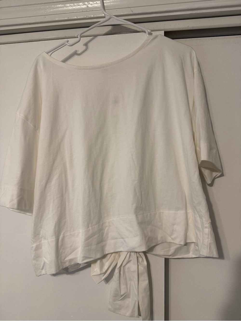 GAP Cream Tie-Back Crop Top
